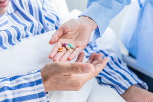 乙肝共用碗筷会传染吗(乙肝共用碗筷会传染吗小三阳)