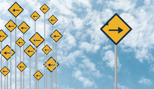 买啥股票风险最小最赚钱(买啥股票风险最小最赚钱呢)