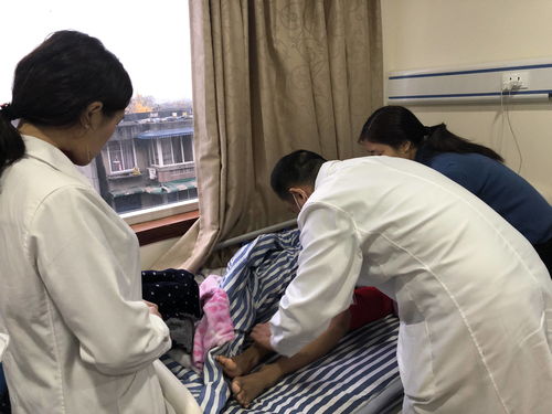怎么判断是不是紫癜(如何判断是不是紫癜的按法)