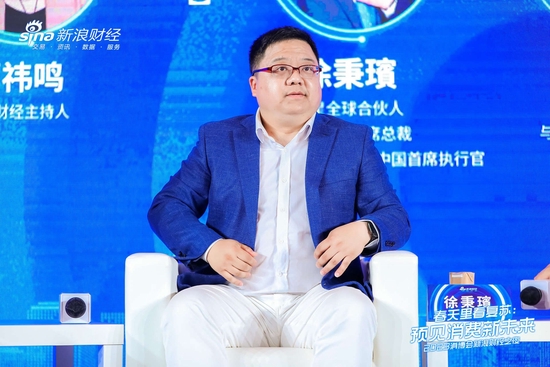 热恋中小情侣为何不愿去连锁餐厅了？专家答疑！