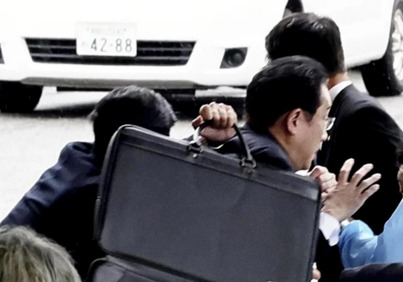 离安倍遇刺不到一年，岸田又遇“爆炸事件”，G7峰会在即，日本治安引担忧