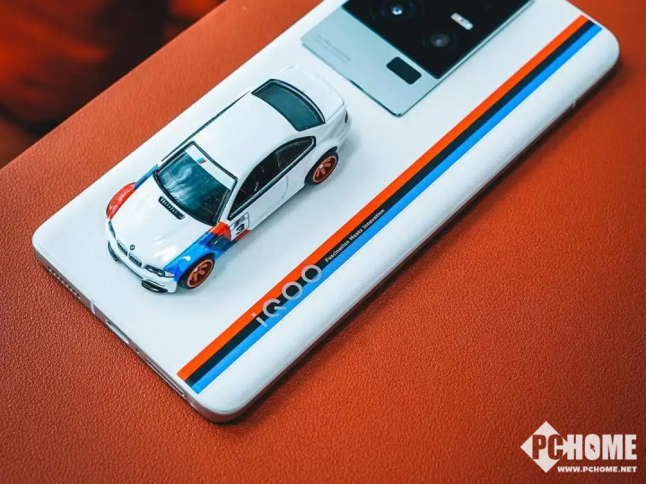 iQOO 12系列续航配置曝光：5000mAh+200W充电