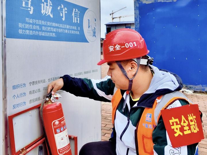依靠劳动创造扎实推进中国式现代化——写在2023年“五一”国际劳动节来临之际