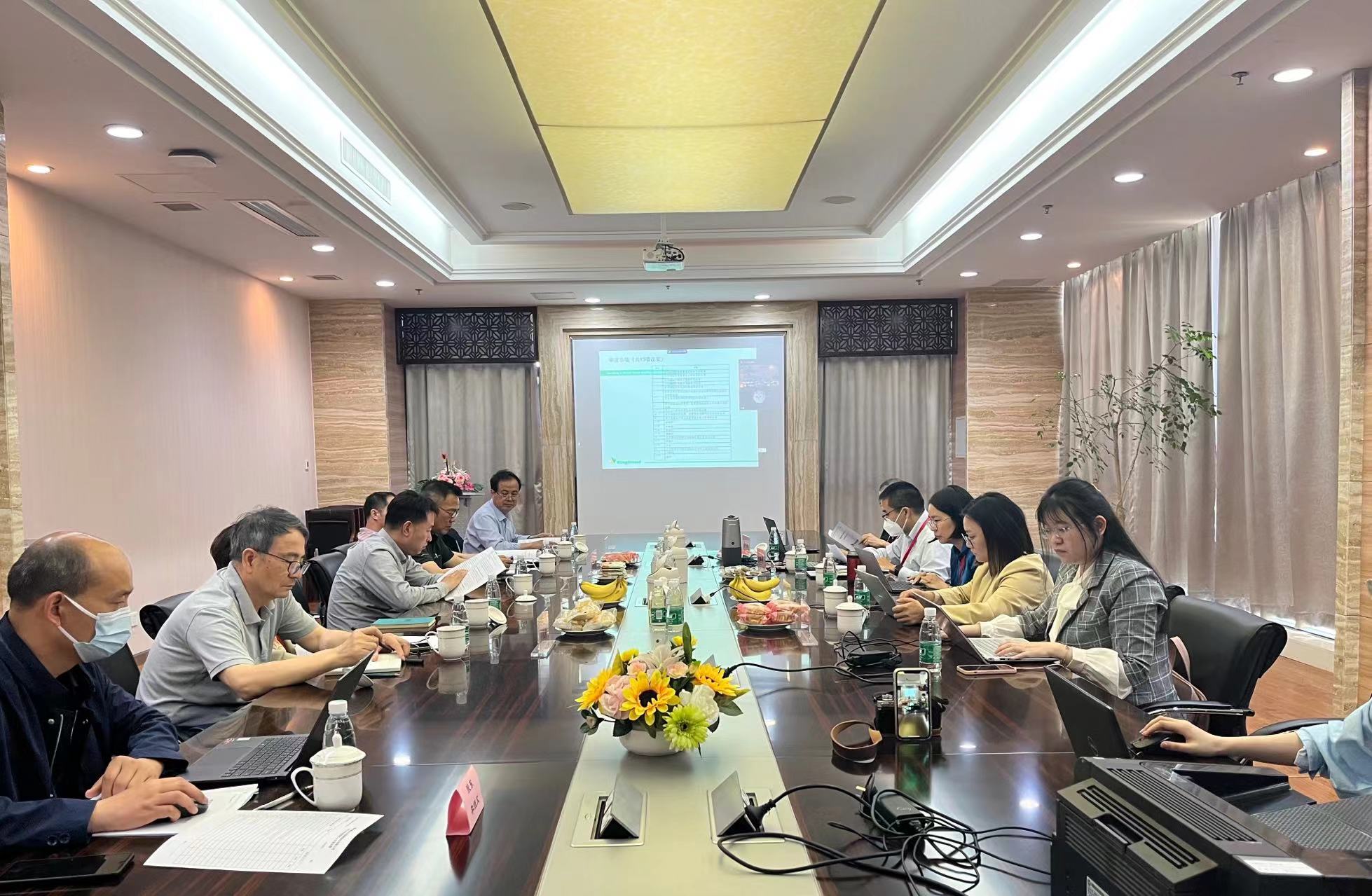 业绩增速放缓，健友股份回应加快生物药研发，但周期漫长存不确定性 | 直击股东会