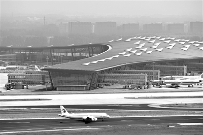 C919商业首飞揭开产业链投资机会 基金加速布局大飞机相关板块