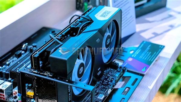 4.5槽厚“巨无霸”!PNY联合酷冷至尊推出RTX 4090 Verto显卡
