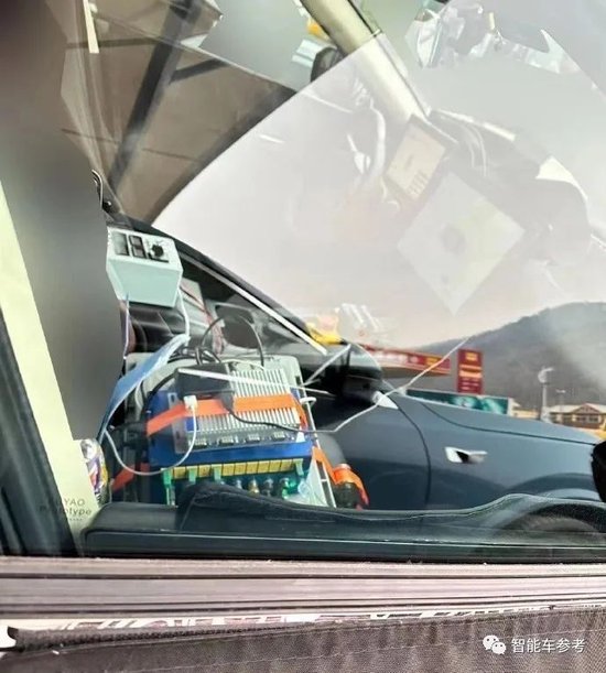 小米首款车800V加持，充电10分钟续航300公里